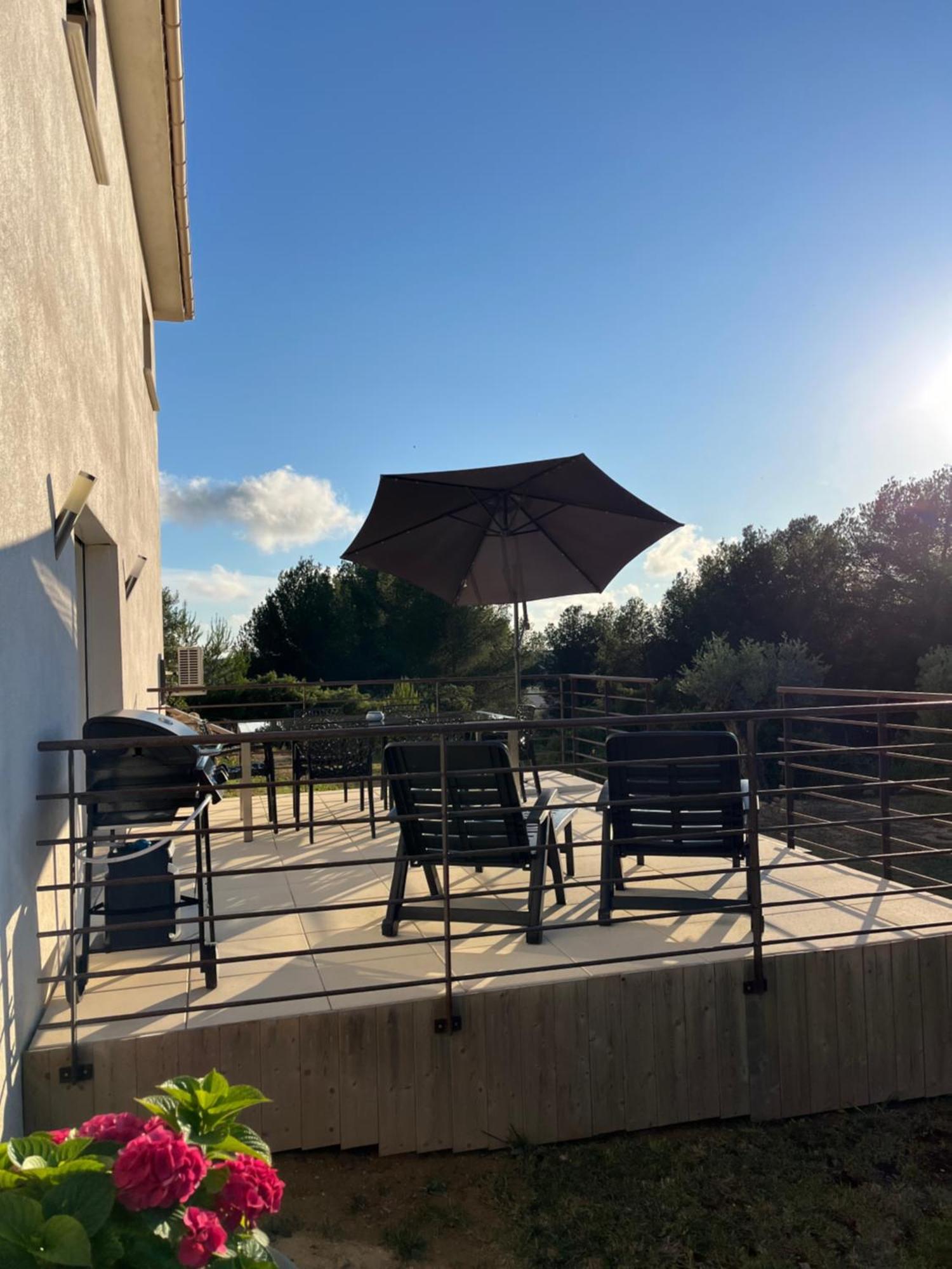 Villa Bahia - Bas De Villa En Pleine Nature ! Saint-Mitre-les-Remparts المظهر الخارجي الصورة